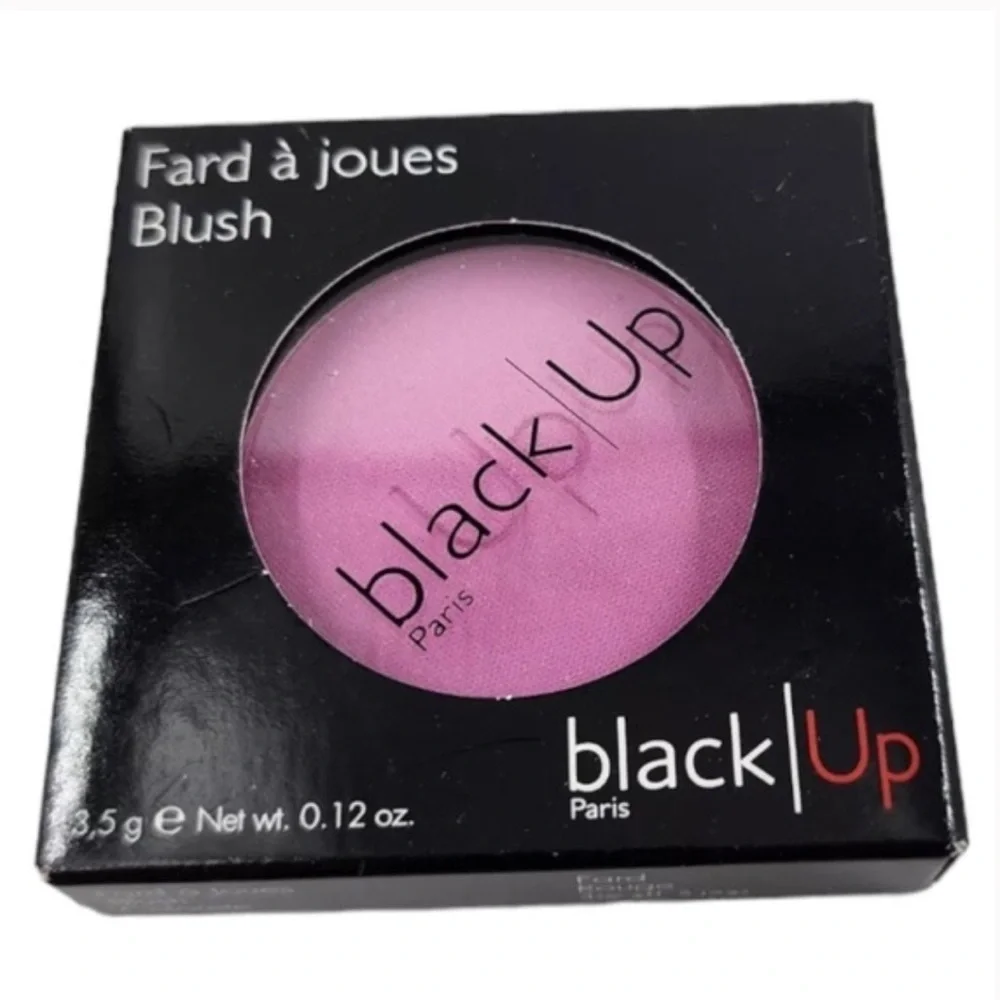 Black Up Silky Formula Blush Matte/Iridescent Finish Shade NBL 02